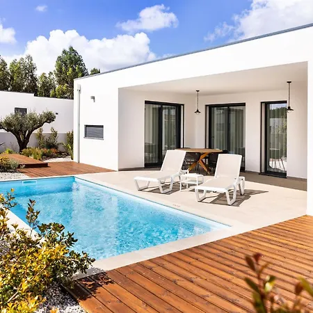 Вилла Vale Paraiso - By Sch *